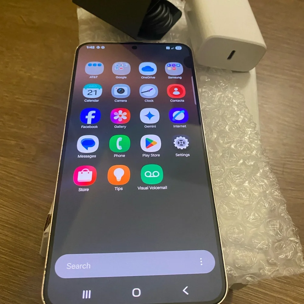 Samsung Galaxy S22 plus 128GB unlocked